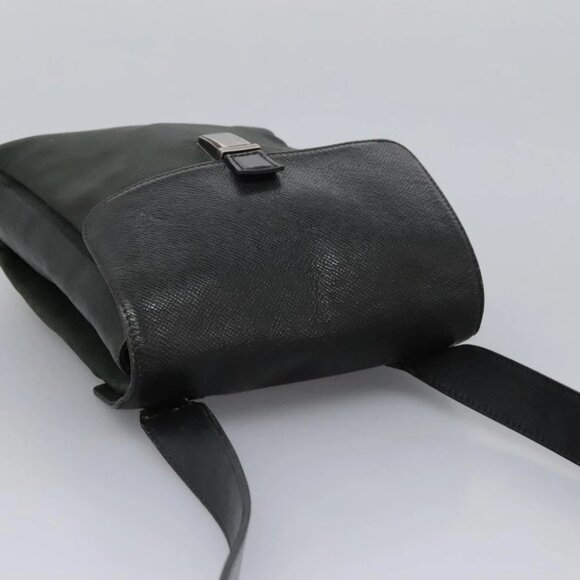 LOUIS VUITTON Taiga Saratov GM Shoulder Bag Ardoise - Picture 4 of 15